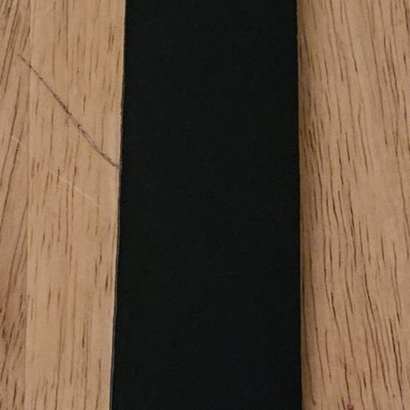 Black Silver Buckle Belt - Picture 2 of 4